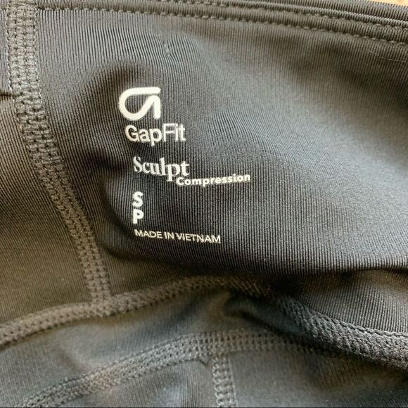Gfast High Rise Capris in Sculpt Compression Sz S - Picture 7 of 11
